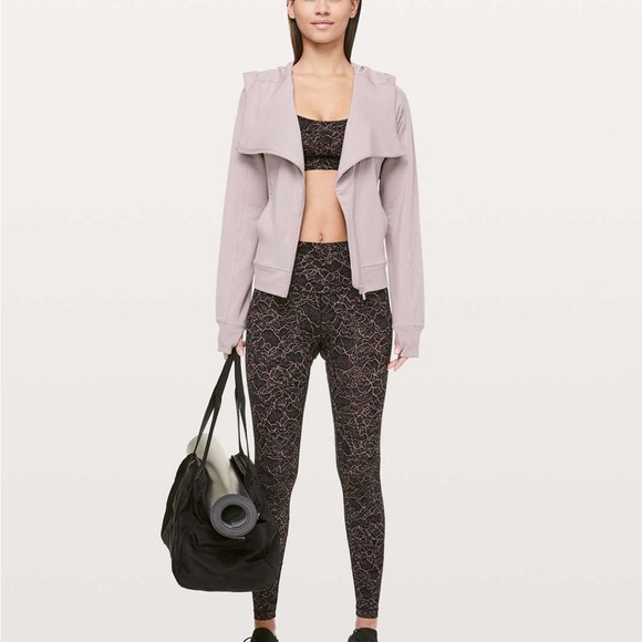 Lululemon Coast Hoodie Smoky Blush - Picture 2 of 13